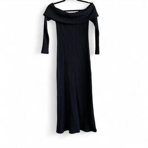 Old Navy Black Off-Shoulder Maxi Dress Size Small!